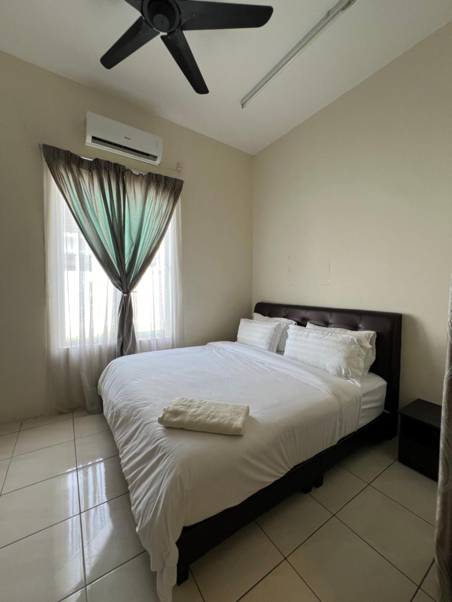 D Jannah Perak Holiday home Seri Iskandar